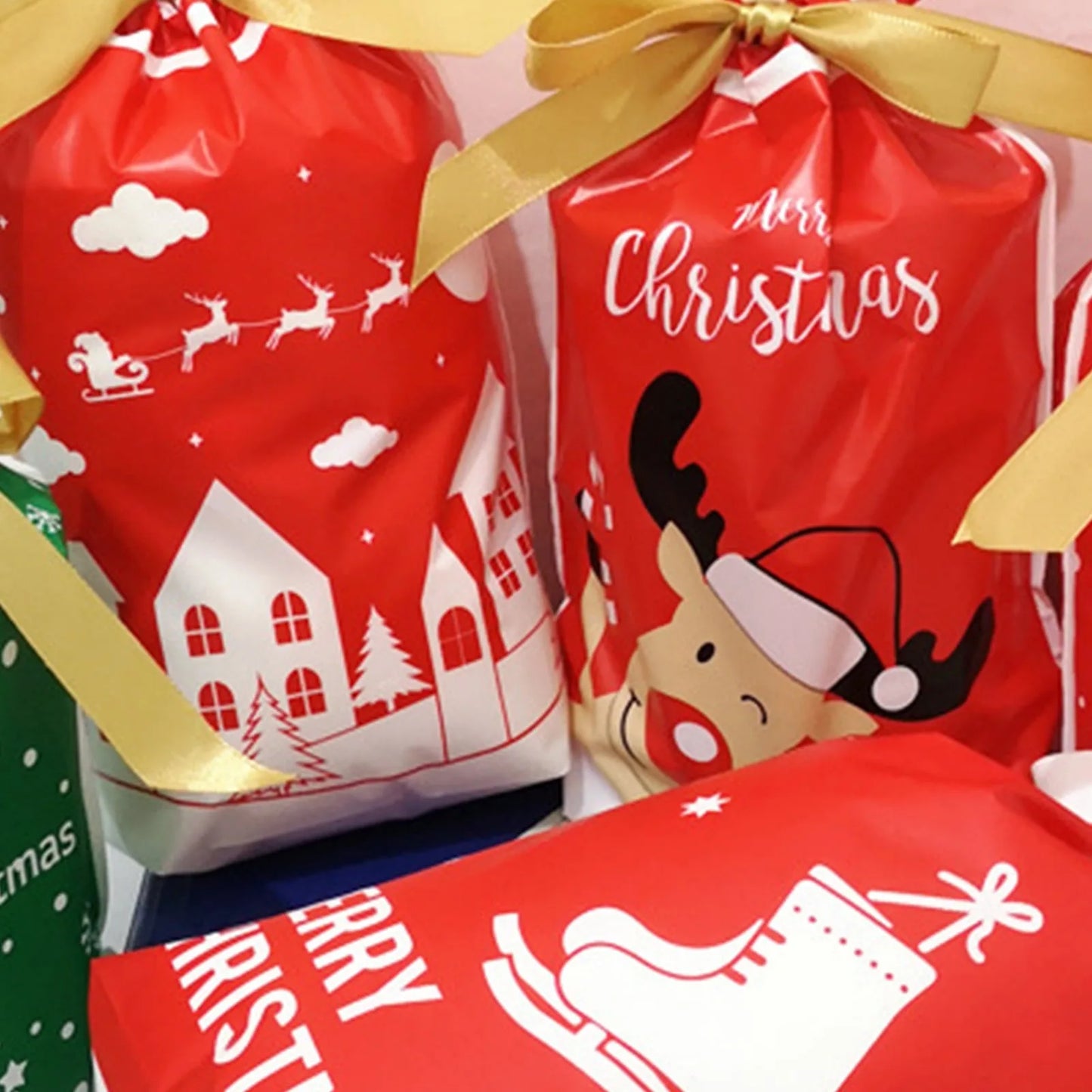 Christmas Gift Bags - Pack Of 50