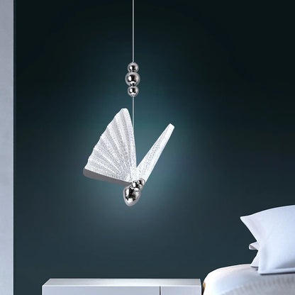 VETRULUS Butterfly LED Pendant Light