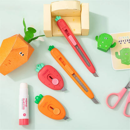 Carrot Shaped Kitchen Scissors